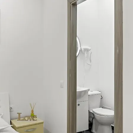 Selari Apartment *