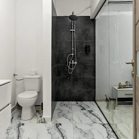 Selari Apartment *